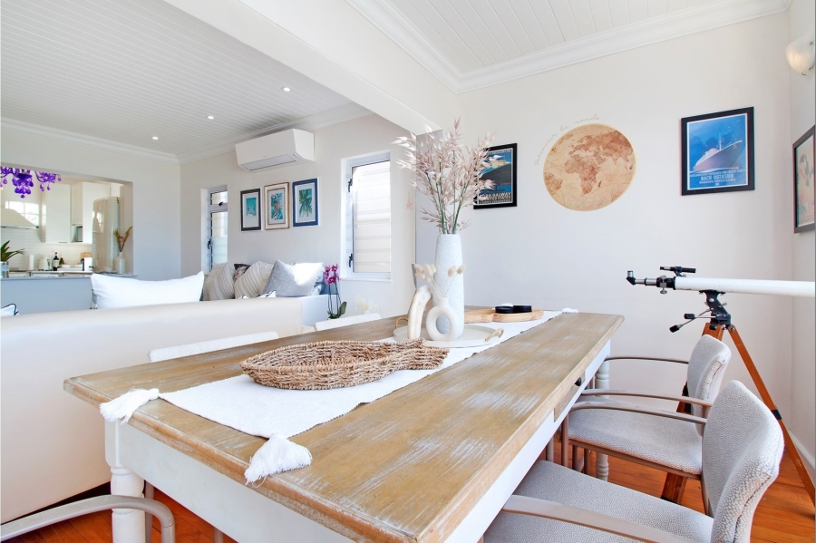 2 Bedroom Property for Sale in Fish Hoek Western Cape